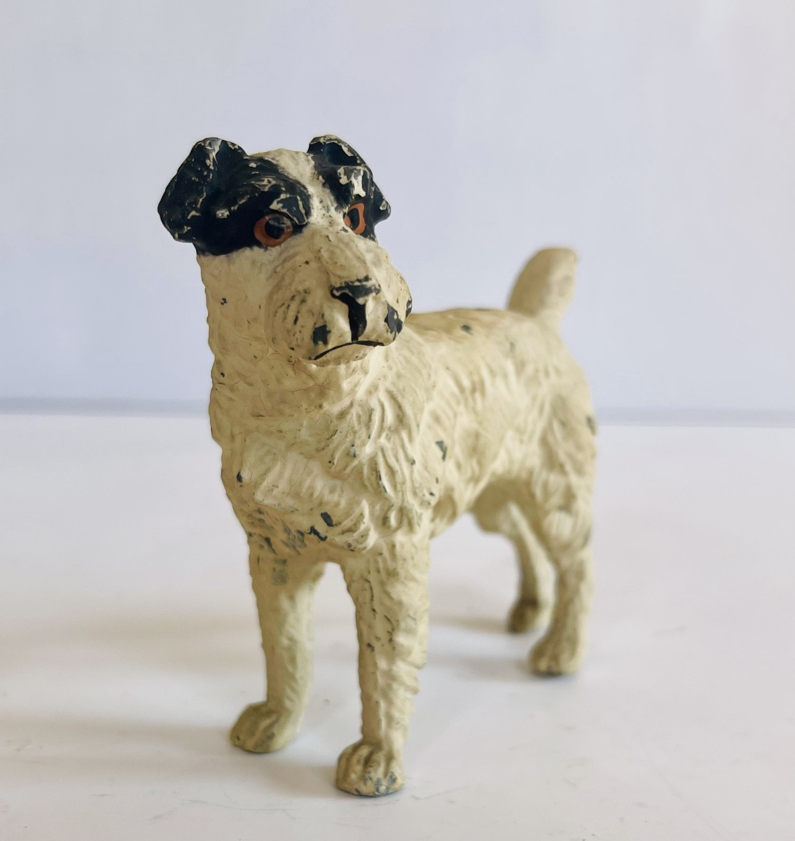 Chien terrier plomb de Nuremberg 